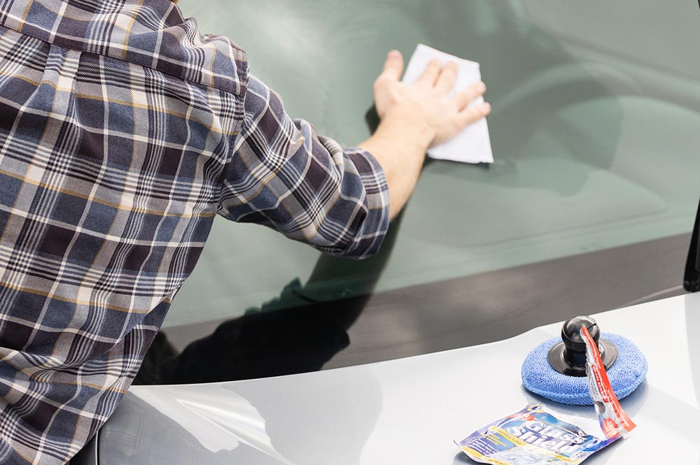 Glass Shield Wipes Cleaning Windshield